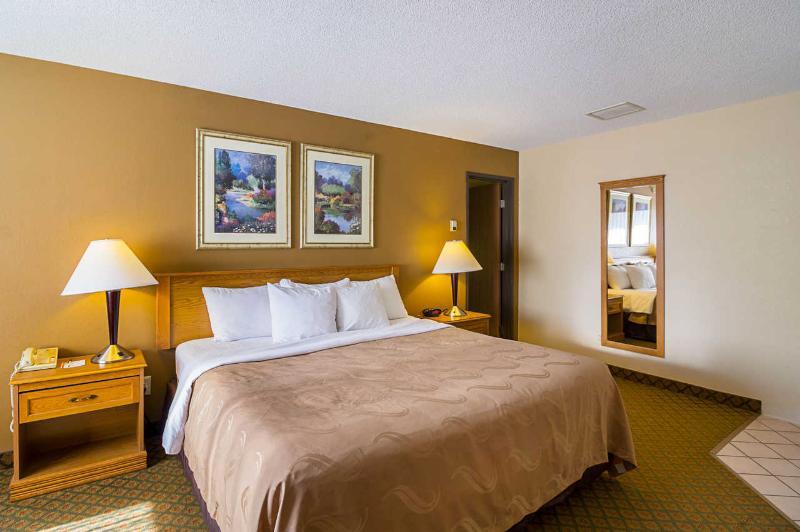 Quality Inn Тиф-Ривер-Фоллз Экстерьер фото